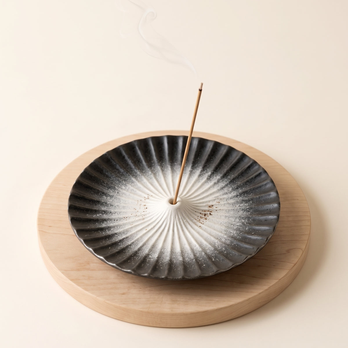 JP.MODE | Japanese Ceramic Incense Holder